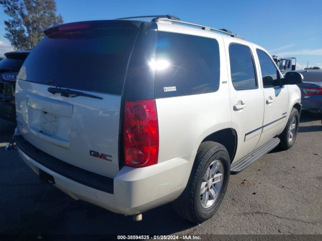 Photo 3 VIN: 1GKMCCE33AR219971 - GMC YUKON 