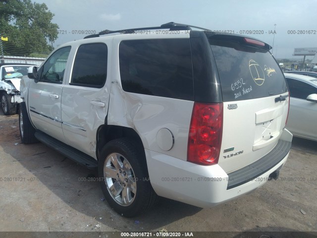 Photo 2 VIN: 1GKMCCE37AR226552 - GMC YUKON 