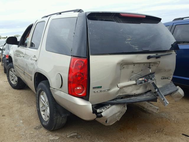 Photo 2 VIN: 1GKS1AE03BR142902 - GMC YUKON SLE 