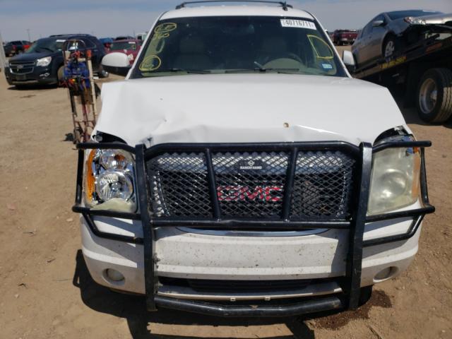 Photo 8 VIN: 1GKS1AE08BR363489 - GMC YUKON SLE 