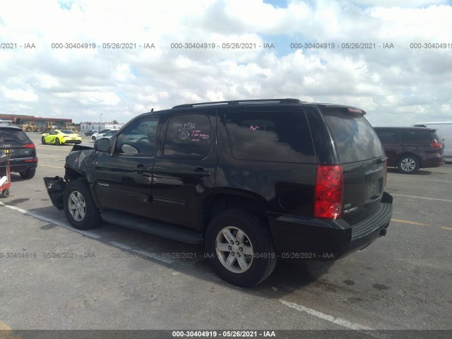 Photo 2 VIN: 1GKS1AE0XBR219264 - GMC YUKON 