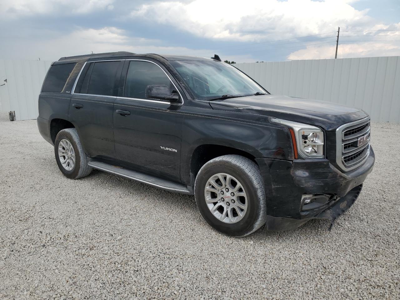 Photo 3 VIN: 1GKS1AKC0GR179539 - GMC YUKON 