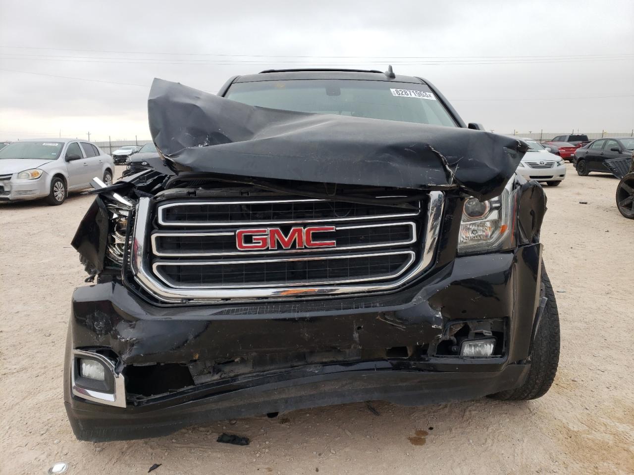 Photo 4 VIN: 1GKS1AKC1HR330728 - GMC YUKON 