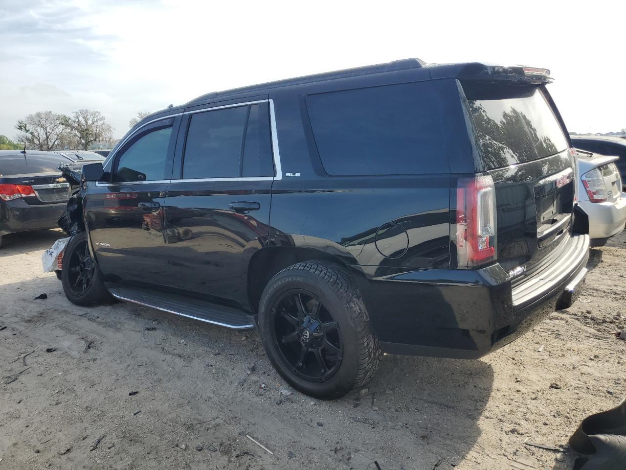 Photo 1 VIN: 1GKS1AKC4GR474465 - GMC YUKON 