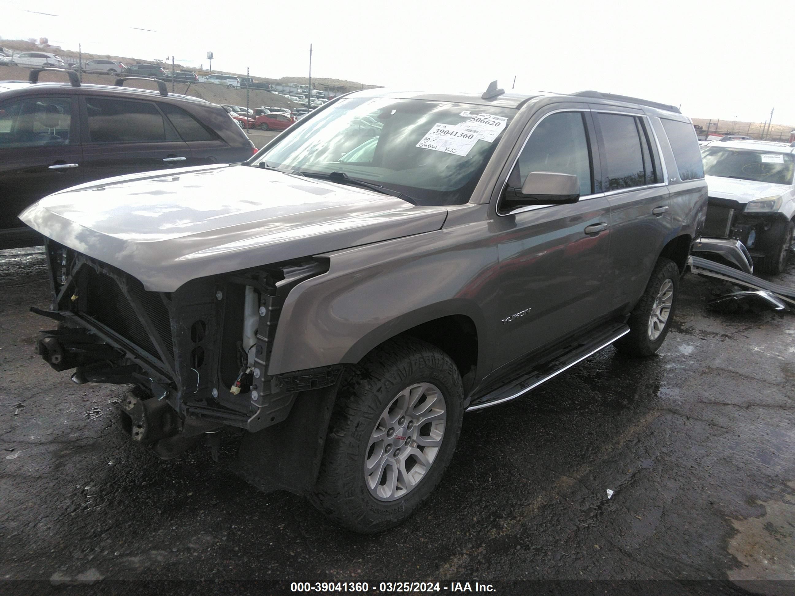 Photo 1 VIN: 1GKS1AKC5KR240957 - GMC YUKON 