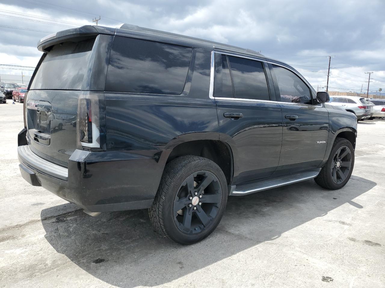 Photo 2 VIN: 1GKS1AKC6FR675864 - GMC YUKON 