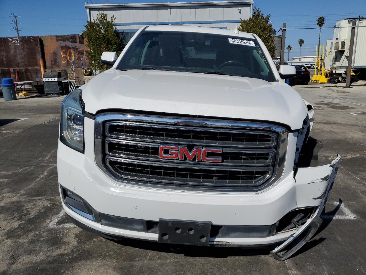 Photo 4 VIN: 1GKS1AKC8FR689653 - GMC YUKON 