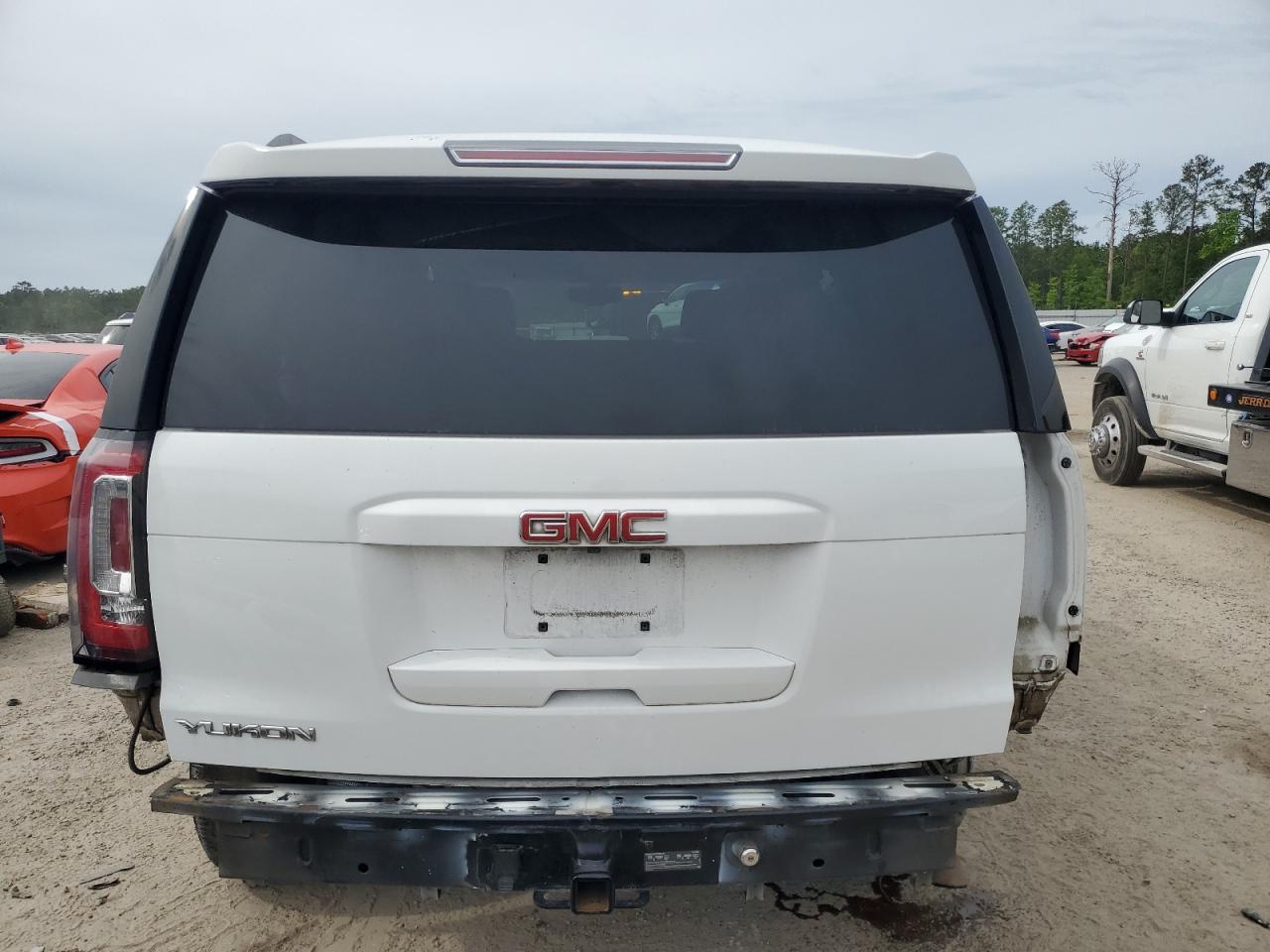 Photo 5 VIN: 1GKS1AKCXGR179161 - GMC YUKON 