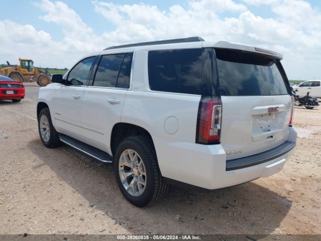 Photo 2 VIN: 1GKS1BKC0JR258853 - GMC YUKON 