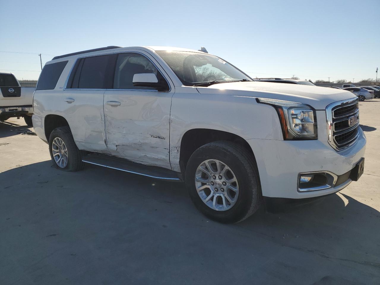 Photo 3 VIN: 1GKS1BKC1GR226664 - GMC YUKON 