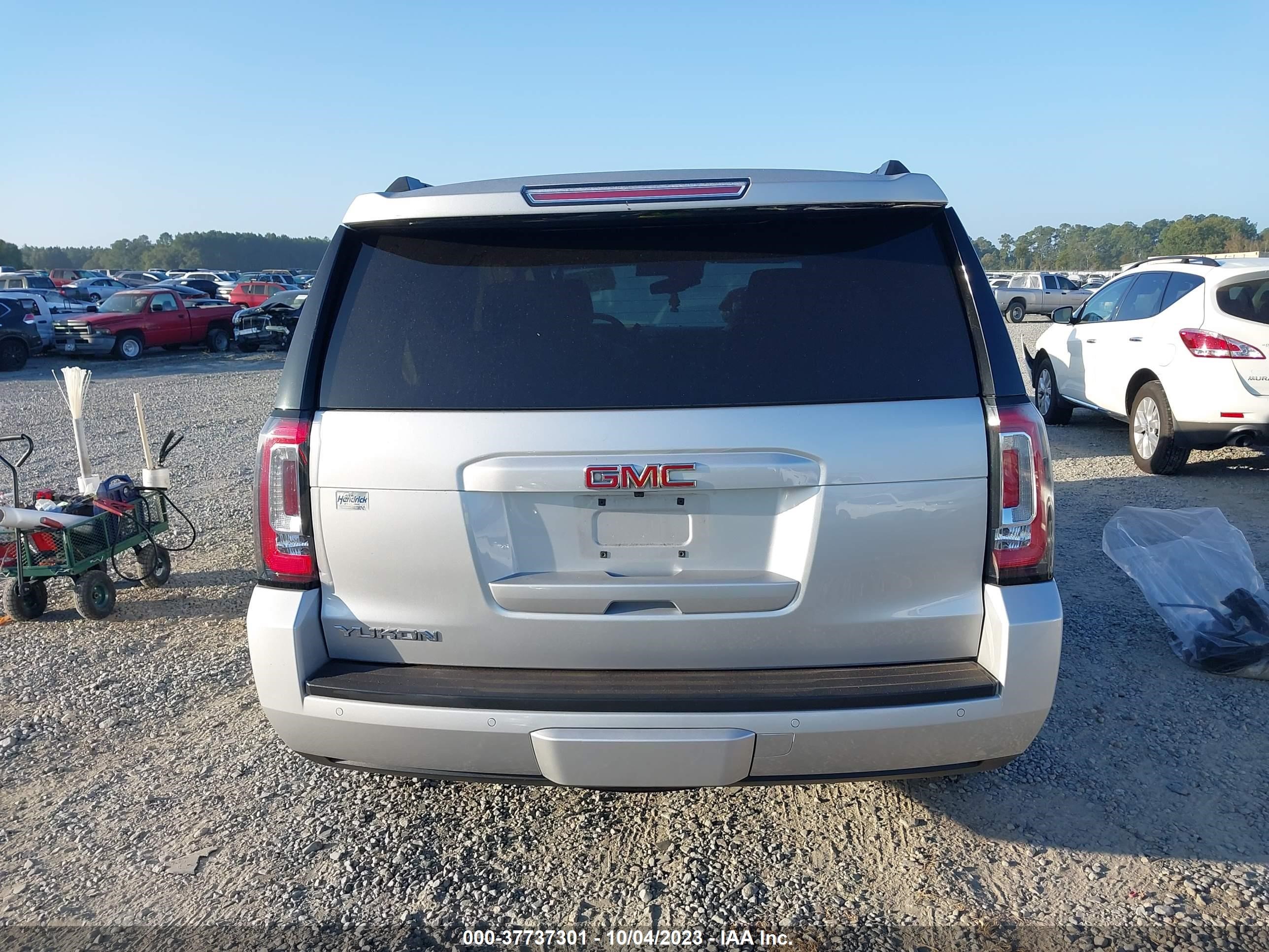 Photo 15 VIN: 1GKS1BKC3GR252540 - GMC YUKON 