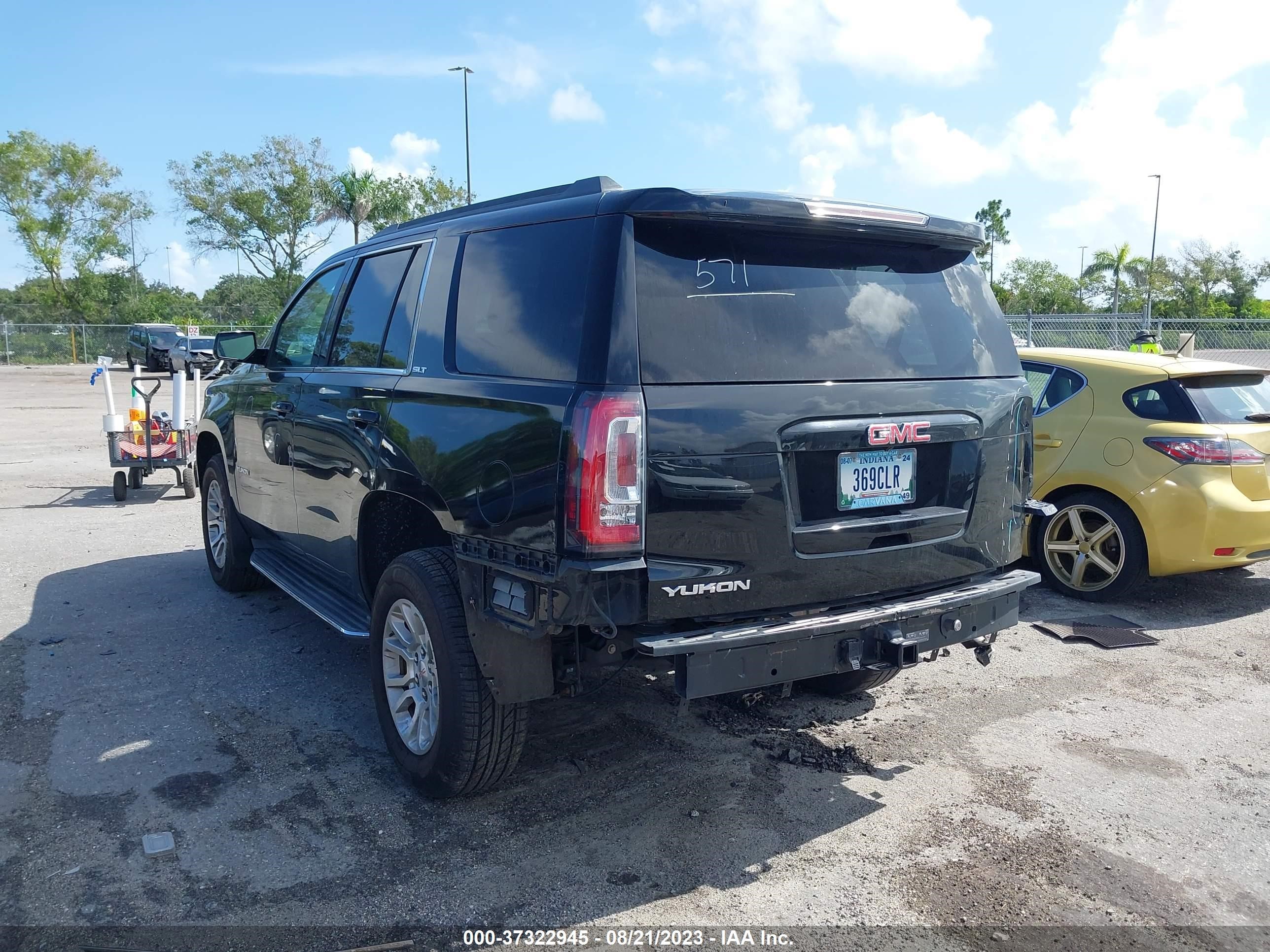 Photo 2 VIN: 1GKS1BKC4GR218249 - GMC YUKON 