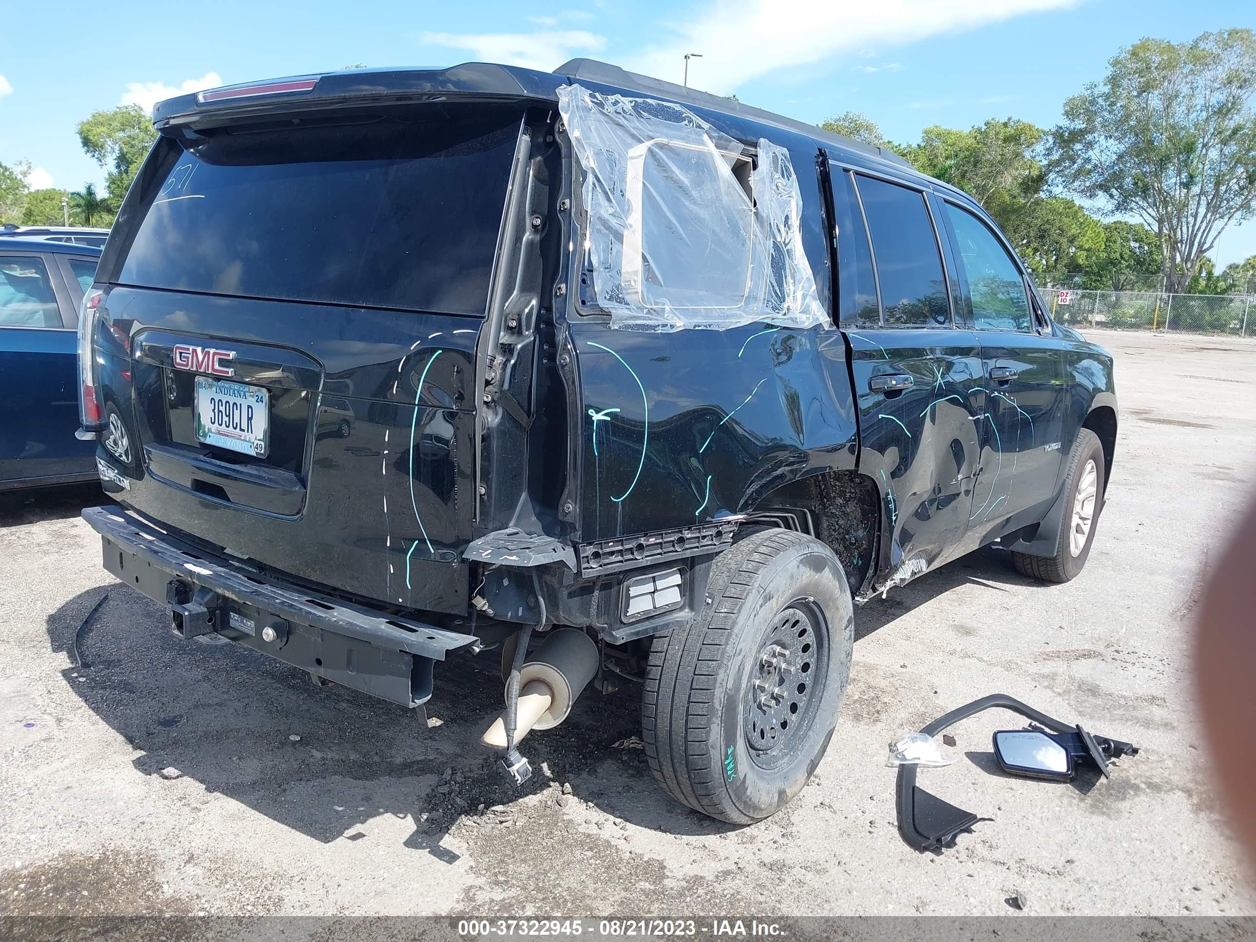 Photo 3 VIN: 1GKS1BKC4GR218249 - GMC YUKON 