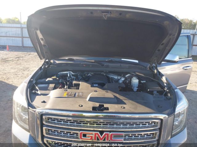 Photo 9 VIN: 1GKS1BKC5JR157565 - GMC YUKON 