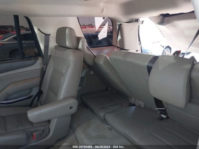 Photo 7 VIN: 1GKS1BKC5JR273199 - GMC YUKON 