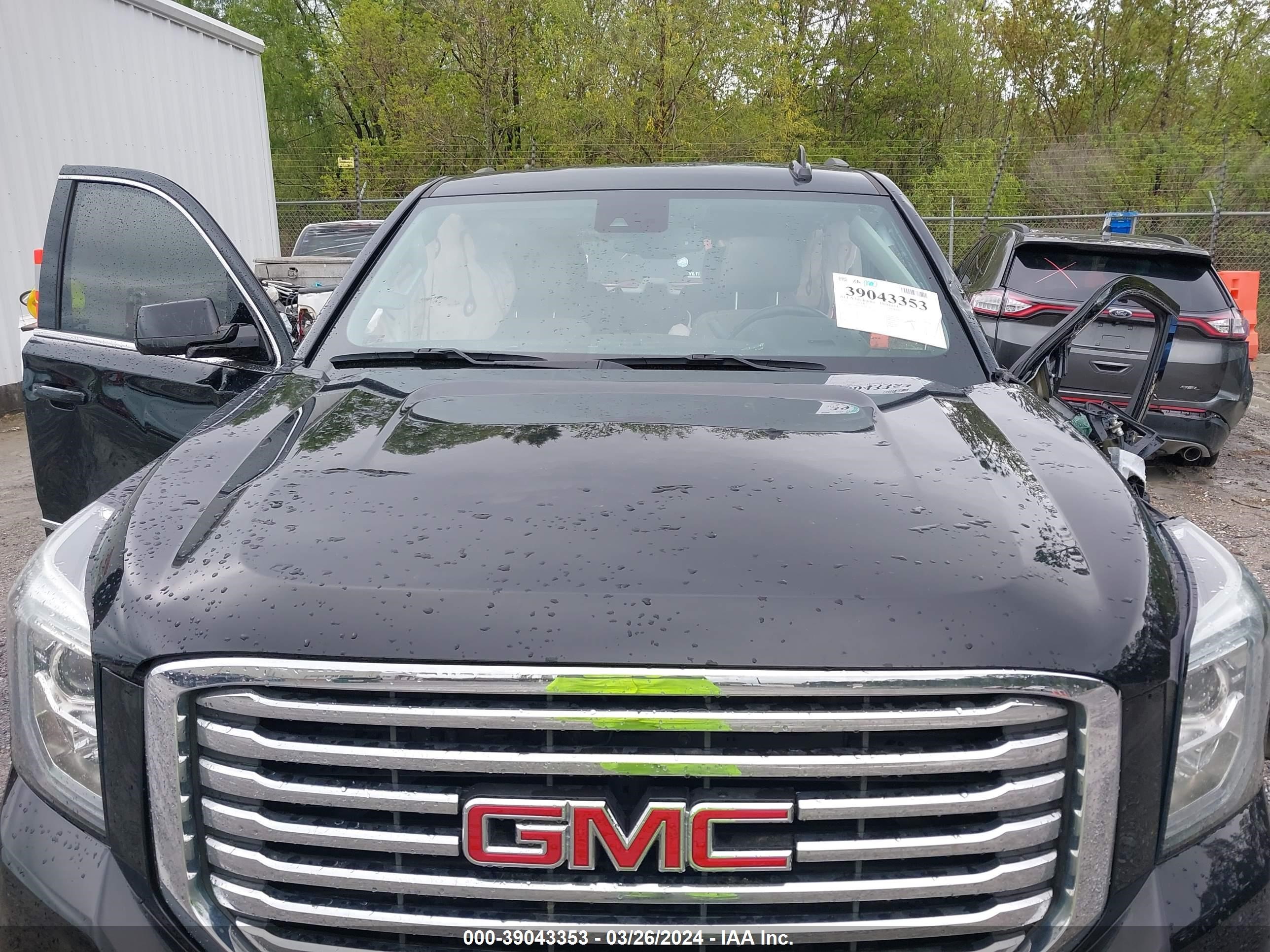 Photo 9 VIN: 1GKS1BKC5LR284528 - GMC YUKON 