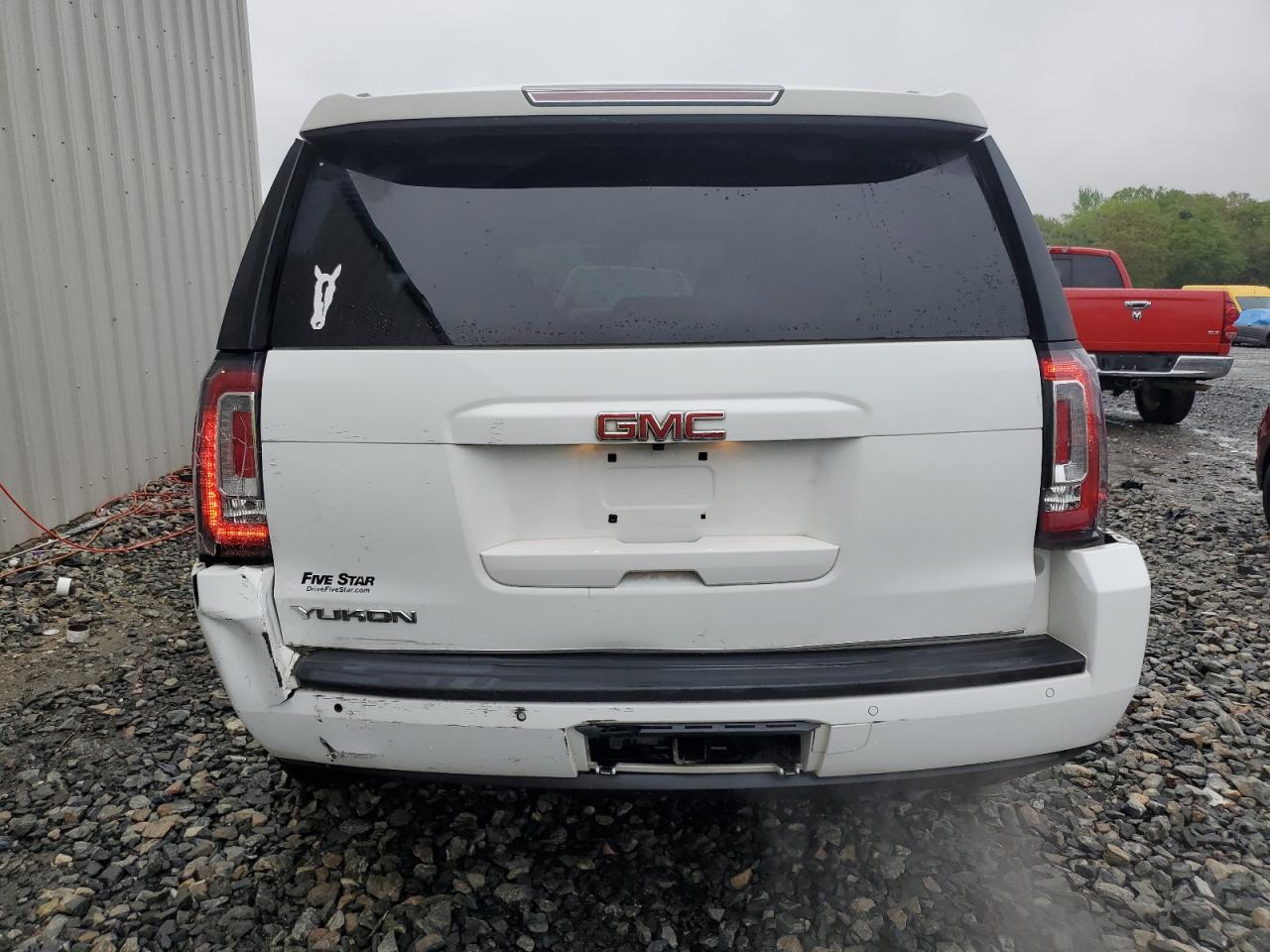 Photo 5 VIN: 1GKS1BKC8GR254218 - GMC YUKON 