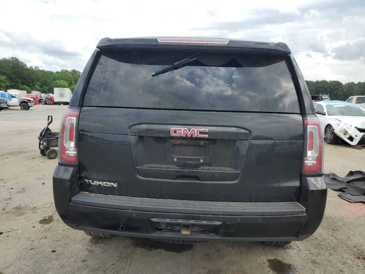 Photo 5 VIN: 1GKS1BKC9HR352417 - GMC YUKON 