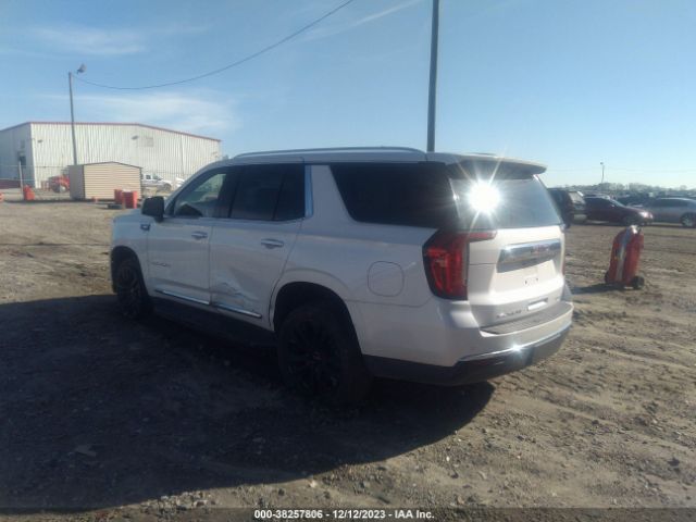 Photo 2 VIN: 1GKS1BKD0MR422874 - GMC YUKON 