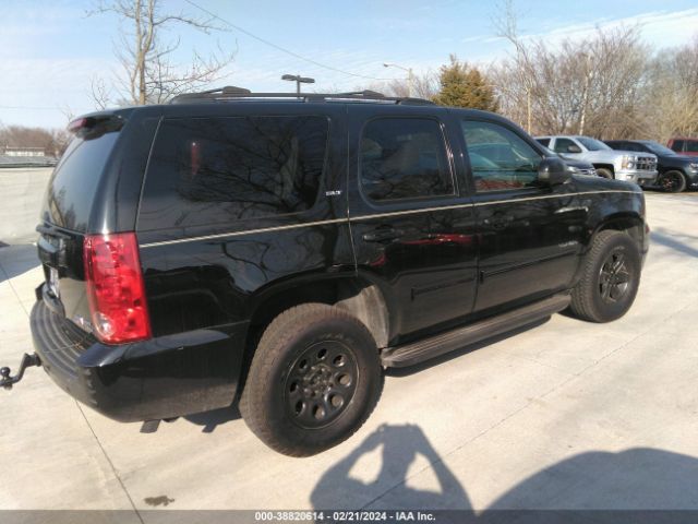 Photo 3 VIN: 1GKS1CE01DR319557 - GMC YUKON 