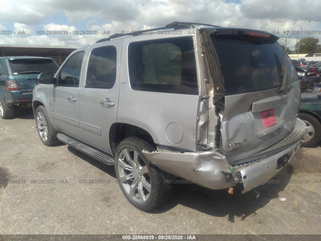 Photo 2 VIN: 1GKS1CE02DR220410 - GMC YUKON 