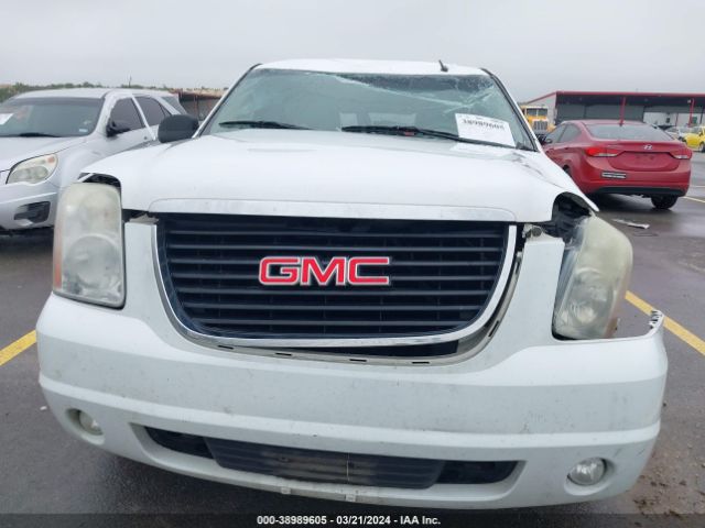 Photo 5 VIN: 1GKS1CE03BR121947 - GMC YUKON 