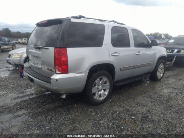 Photo 3 VIN: 1GKS1CE03BR209882 - GMC YUKON 