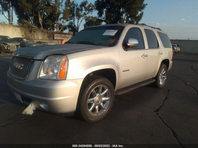 Photo 1 VIN: 1GKS1CE03BR242848 - GMC YUKON 