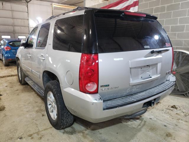 Photo 2 VIN: 1GKS1CE03CR120010 - GMC YUKON SLT 