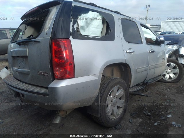 Photo 3 VIN: 1GKS1CE05CR247096 - GMC YUKON 