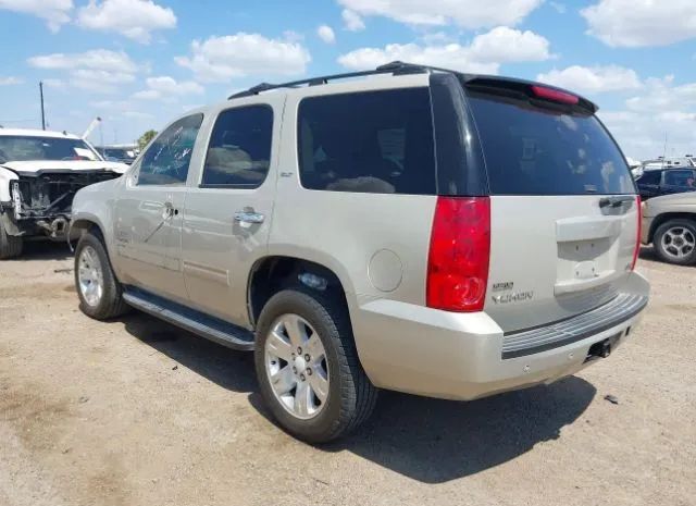 Photo 2 VIN: 1GKS1CE06CR172571 - GMC YUKON 