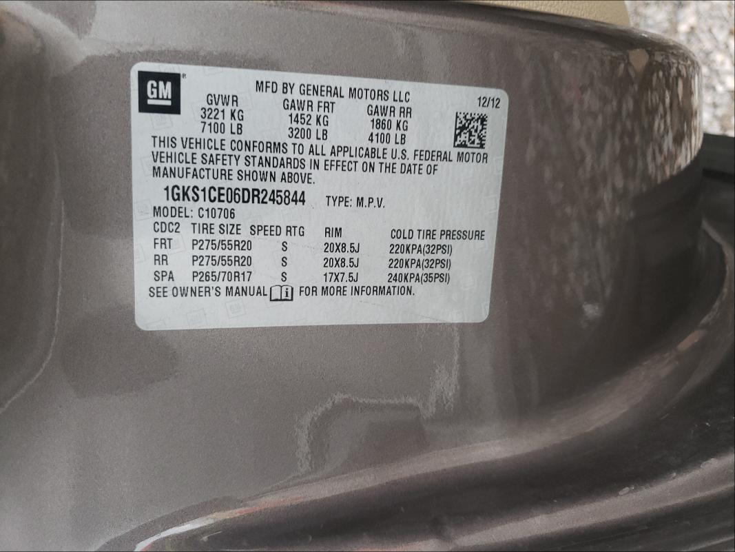 Photo 9 VIN: 1GKS1CE06DR245844 - GMC YUKON SLT 