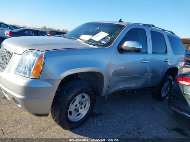 Photo 1 VIN: 1GKS1CE07BR136368 - GMC YUKON 