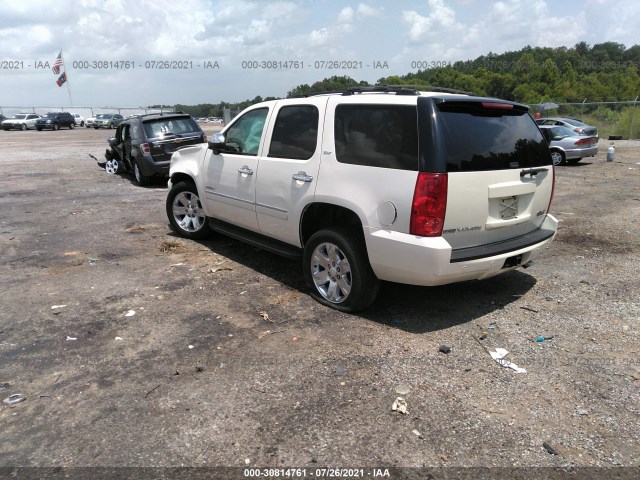 Photo 2 VIN: 1GKS1CE07BR198806 - GMC YUKON 