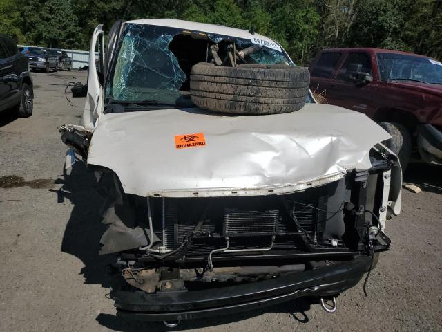 Photo 4 VIN: 1GKS1CE07CR301983 - GMC YUKON SLT 