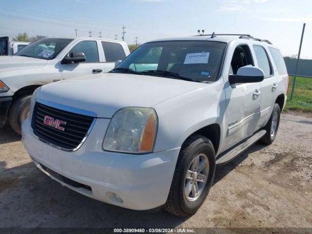 Photo 1 VIN: 1GKS1CE08CR103946 - GMC YUKON 