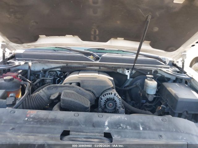 Photo 9 VIN: 1GKS1CE08CR103946 - GMC YUKON 