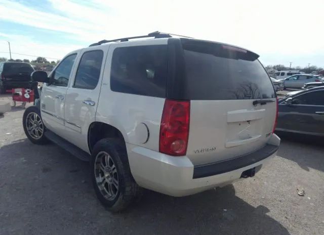 Photo 2 VIN: 1GKS1CE08DR233629 - GMC YUKON 