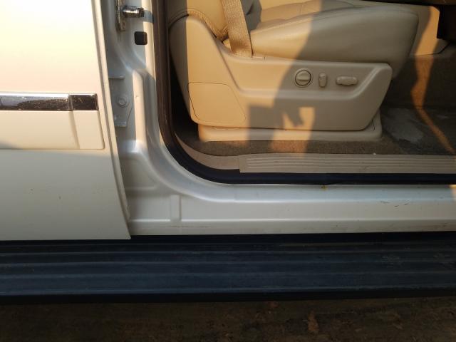 Photo 8 VIN: 1GKS1CE08DR320401 - GMC YUKON SLT 