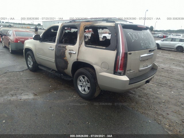 Photo 2 VIN: 1GKS1CE09BR258441 - GMC YUKON 