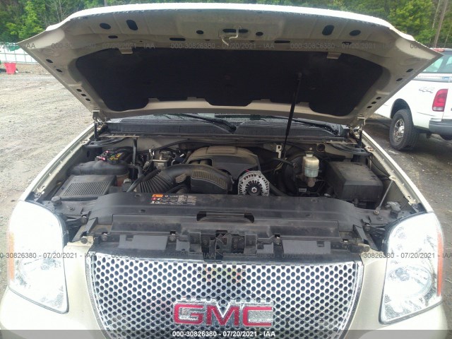 Photo 9 VIN: 1GKS1CE09BR258441 - GMC YUKON 