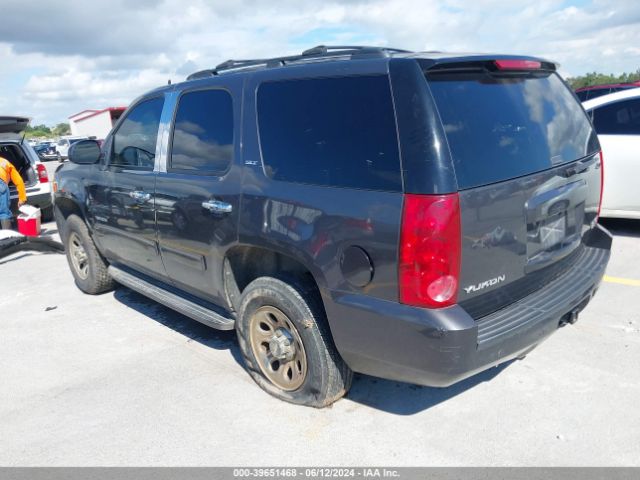 Photo 2 VIN: 1GKS1CE0XBR109908 - GMC YUKON 