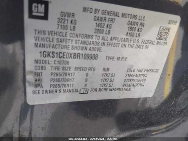 Photo 8 VIN: 1GKS1CE0XBR109908 - GMC YUKON 