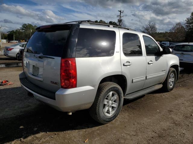 Photo 2 VIN: 1GKS1CE0XCR108159 - GMC YUKON 