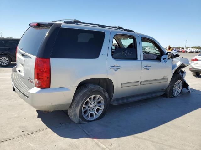 Photo 2 VIN: 1GKS1CE0XCR116763 - GMC YUKON 