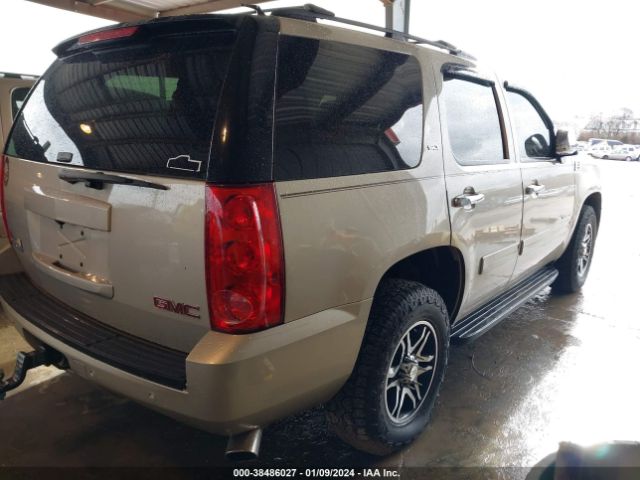 Photo 3 VIN: 1GKS1CE0XDR183381 - GMC YUKON 