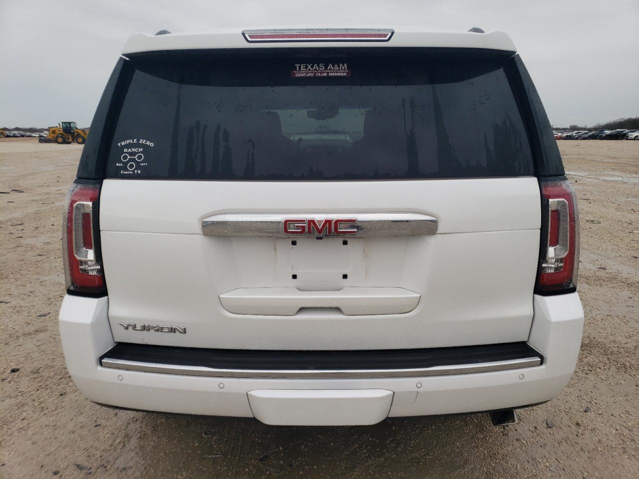 Photo 5 VIN: 1GKS1CKJ4JR345305 - GMC YUKON 