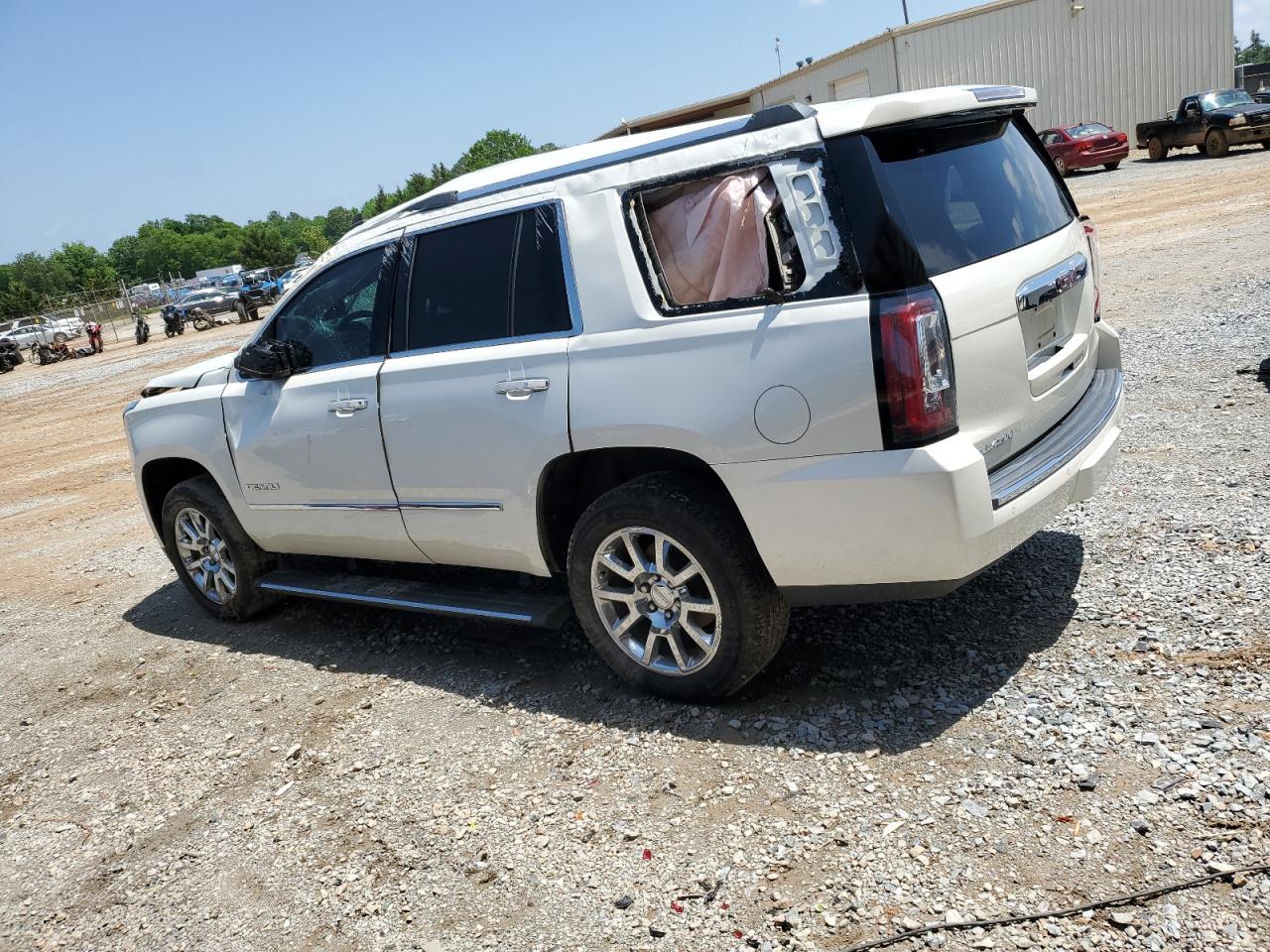 Photo 1 VIN: 1GKS1CKJ8FR139217 - GMC YUKON 