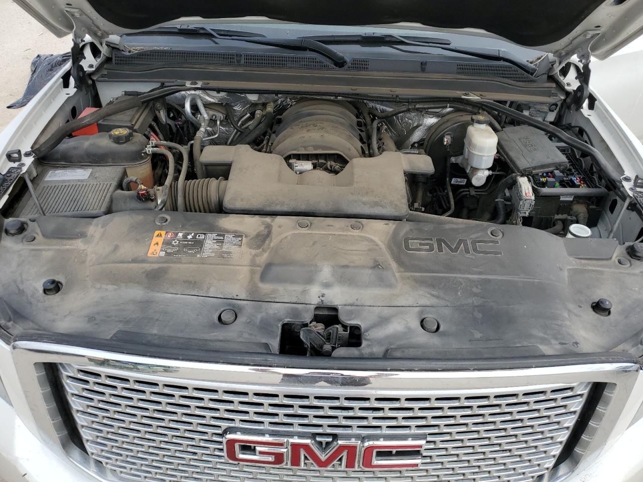 Photo 11 VIN: 1GKS1CKJ9HR253763 - GMC YUKON 