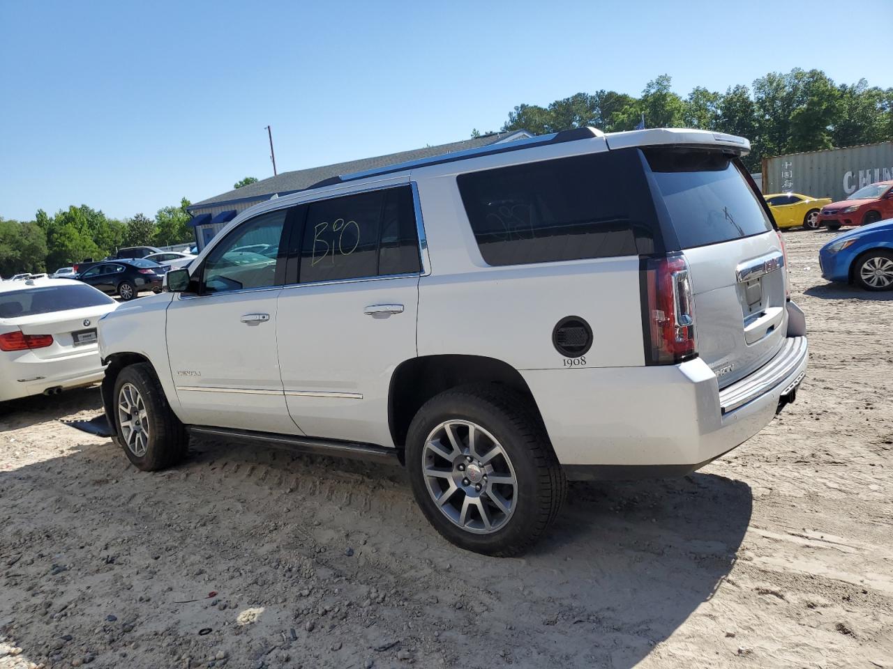 Photo 1 VIN: 1GKS1CKJ9HR358660 - GMC YUKON 